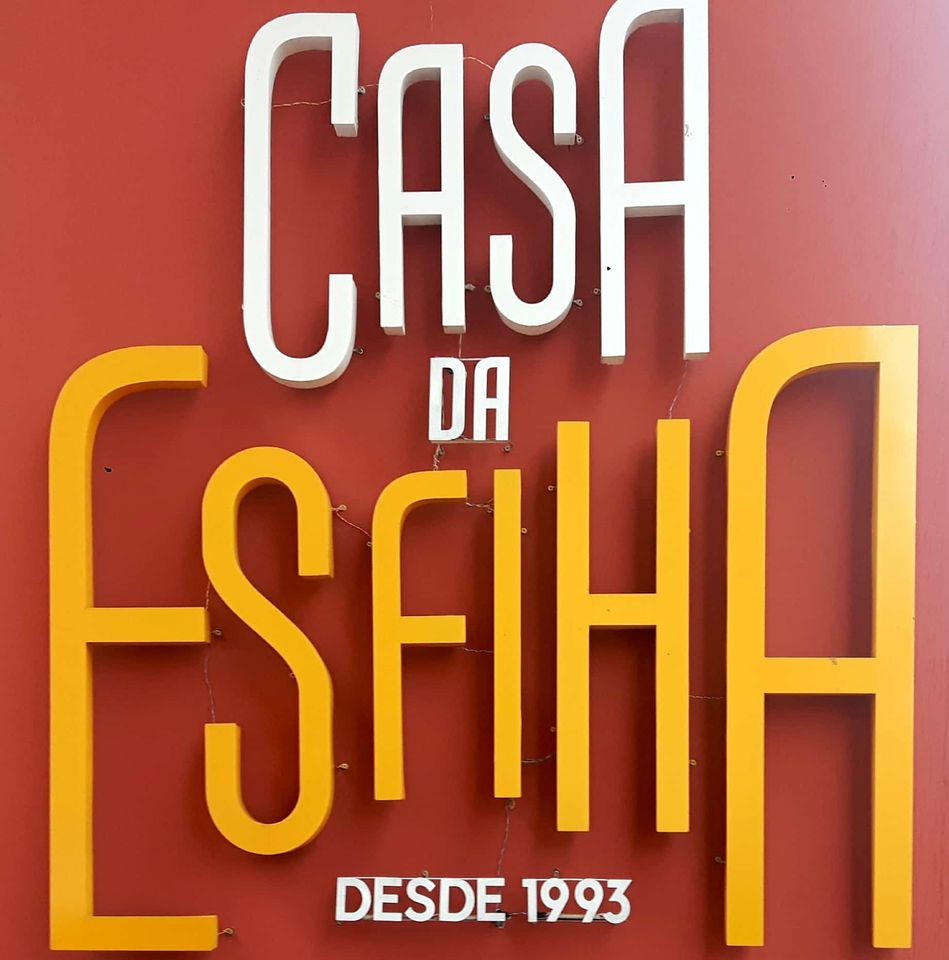 Logo Casa da Esfiha Tietê ltda - me